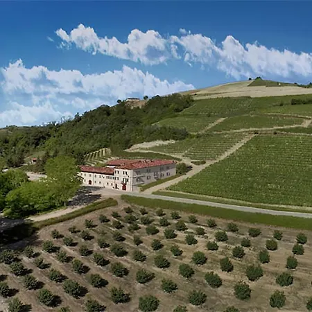 Marcarini Kır Evi Neviglie