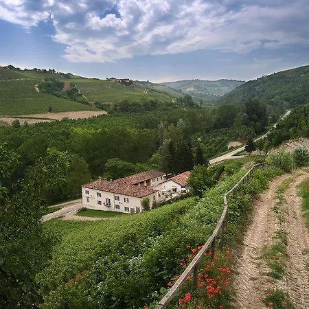 Marcarini Country house *